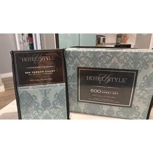 Hotel Style 600 Thread Count 4-Piece Full Size Sheet Set & Set Of 2 Pillowcase